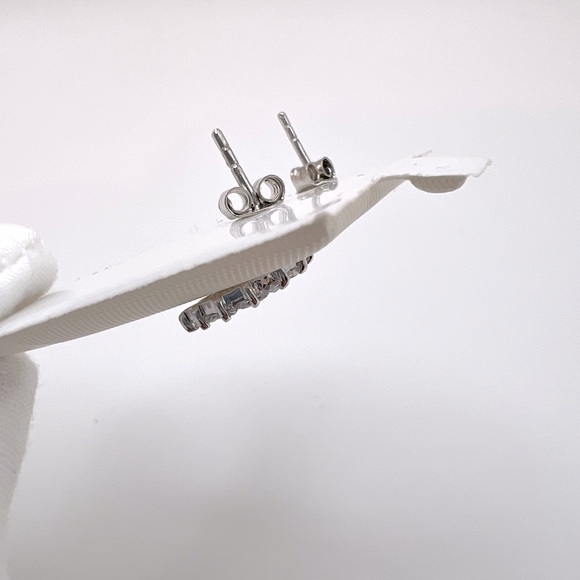 .925 Sterling Silver Cz Horseshoe Earrings - Picture 7 of 12